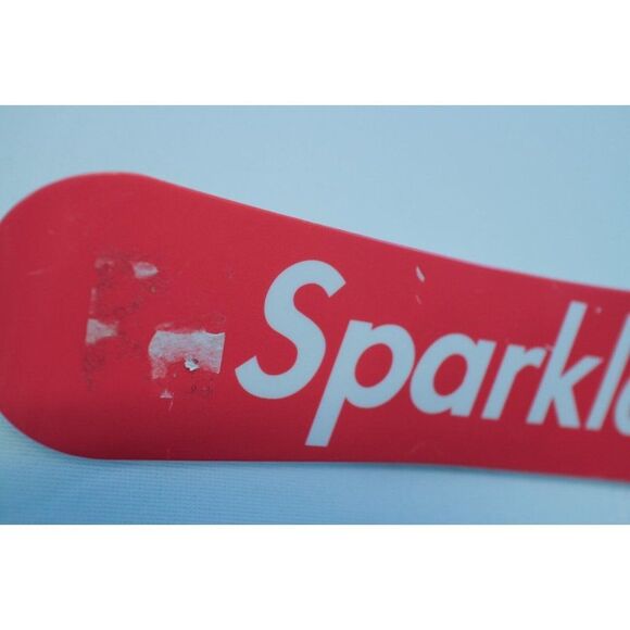 Rainbow High Winter Break Ruby Anderson Snowboard & Brush - Picture 3 of 3